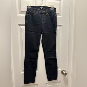 🌦️Come Clean Closet Sale🌦️ Jcrew dark blue STRETCH jeans